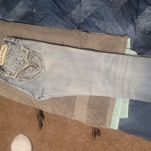 Rock revival capris